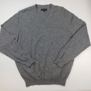 John W Nordstrom gray cashmere vneck sweater